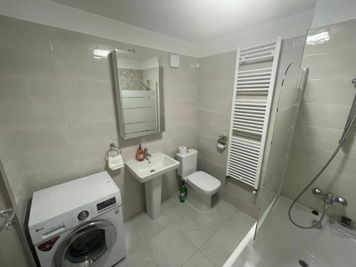 Moghioros Park Residence Apartment บูคาเรสต์ ภายนอก รูปภาพ